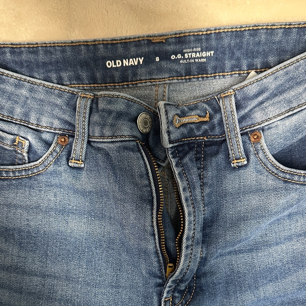 Old Navy Women’s Built in Warm Denim Straight Jeans - Medium Blue